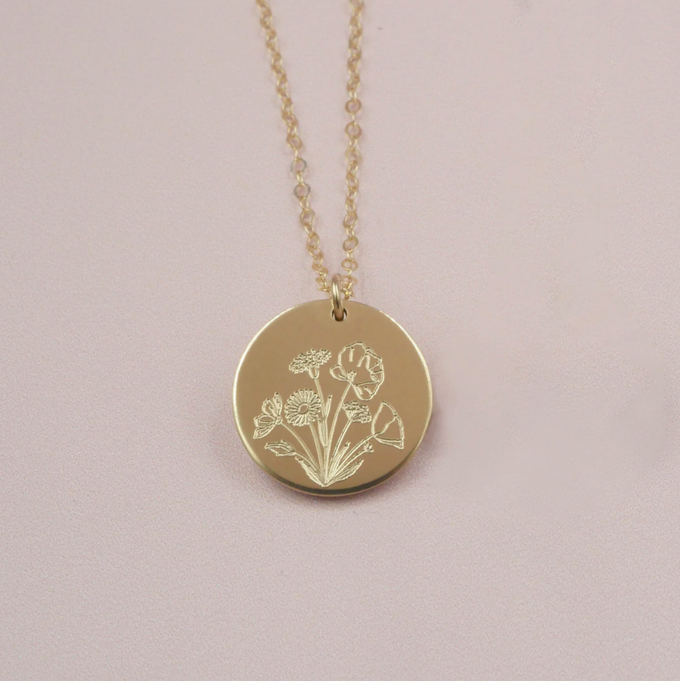 Wildflower necklace in gold