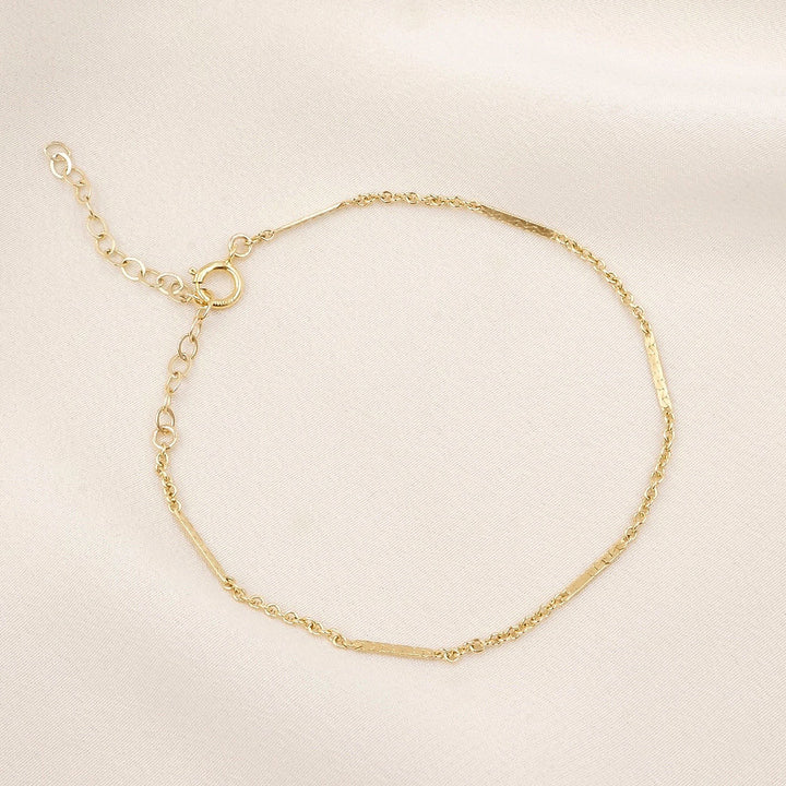Everly Thin Gold Chain Bracelet